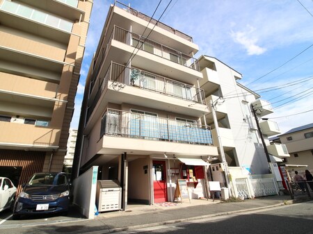 渡辺マンション外観写真