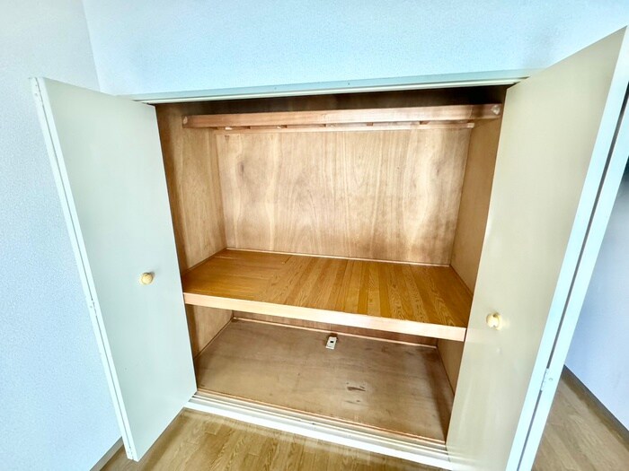 物件内観写真12　(収納)