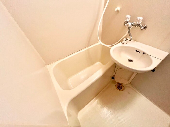 物件内観写真13　(バス／シャワールーム等)