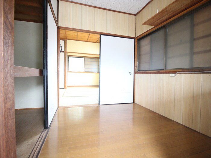 物件内観写真13　(居室)