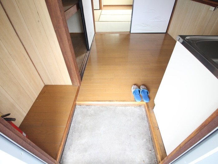 物件内観写真19　(玄関)