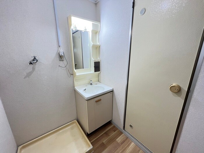 物件内観写真11　(洗面)