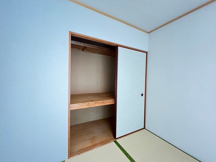 物件内観写真16　(収納)