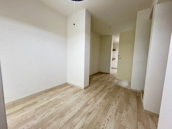 物件内観写真10　(居室)