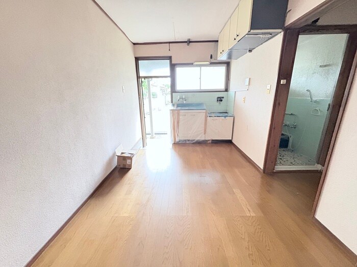 物件内観写真4　(居室)