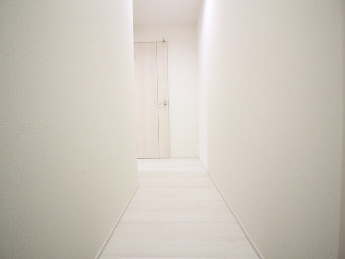 物件内観写真18　(廊下)