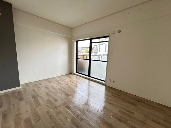 物件内観写真13　(居室)