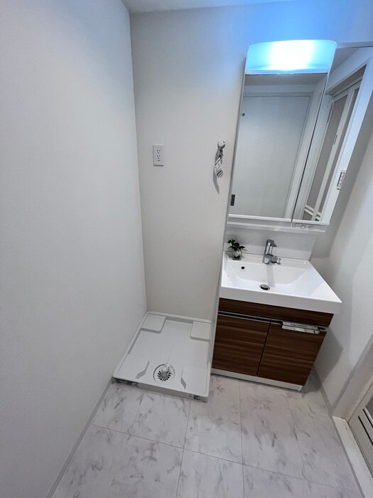 物件内観写真15　(洗濯機置場)