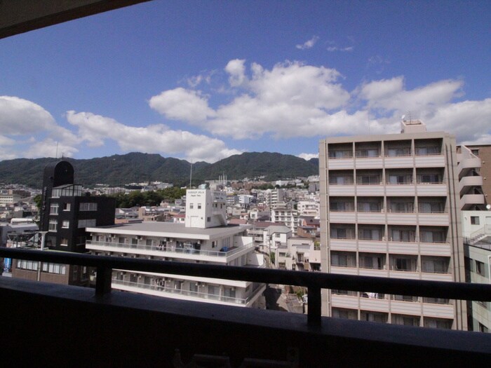 物件内観写真22　(室内からの展望)