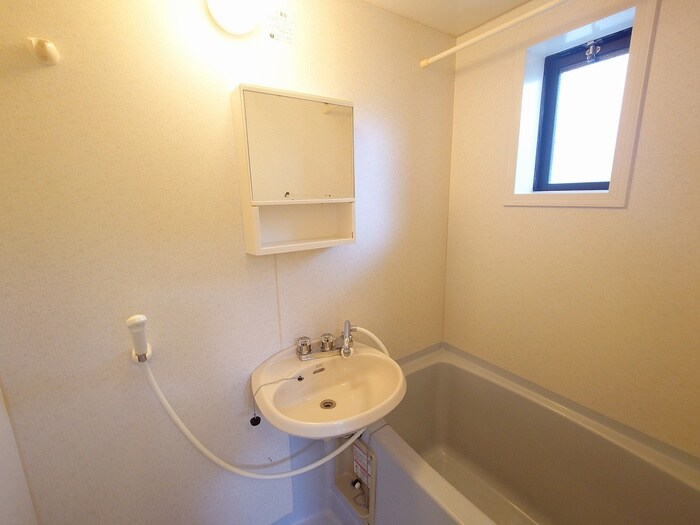 物件内観写真11　(洗面)