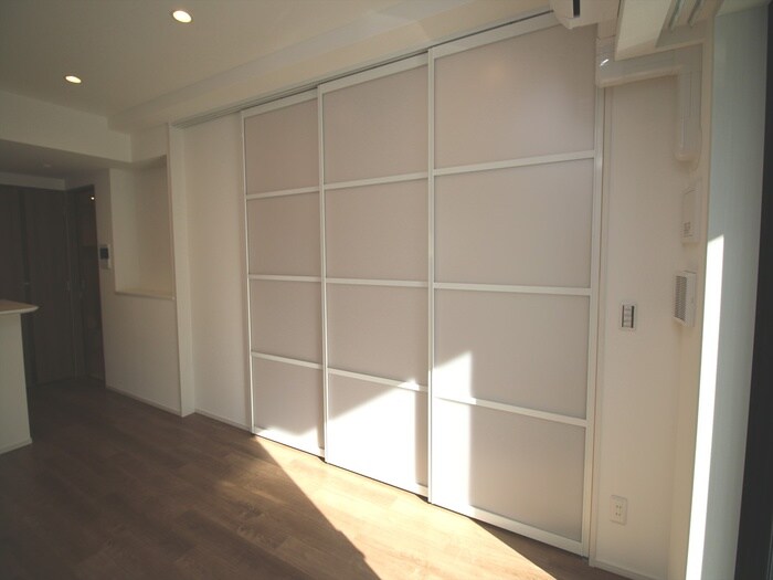 物件内観写真9　(居室)