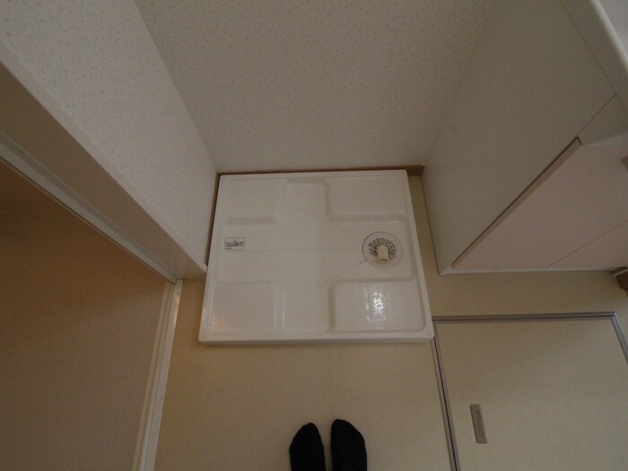 物件内観写真17　(洗濯機置場)