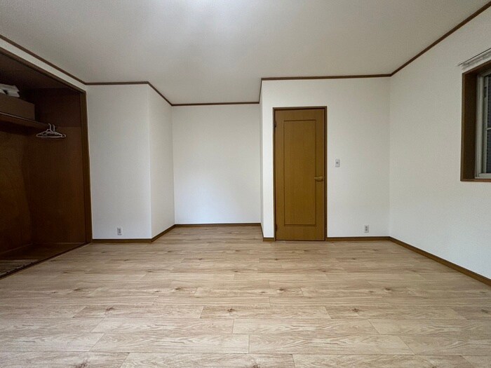 物件内観写真8　(収納)