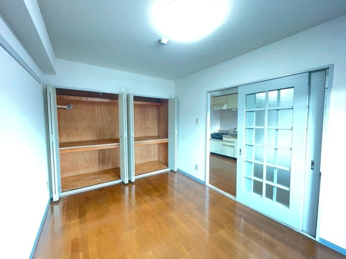 物件内観写真18　(居室)