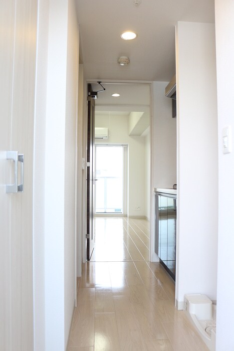 物件内観写真7　(廊下)