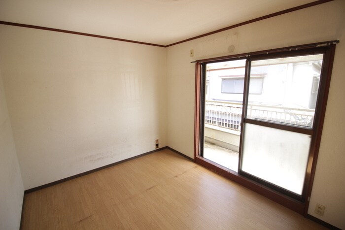 物件内観写真10　(居室)