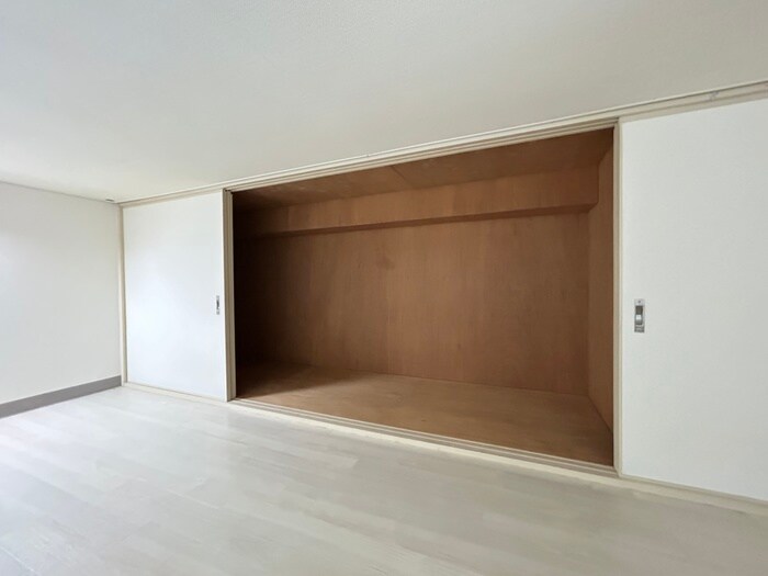 物件内観写真16　(収納)