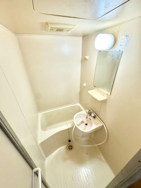 バス／シャワールーム等