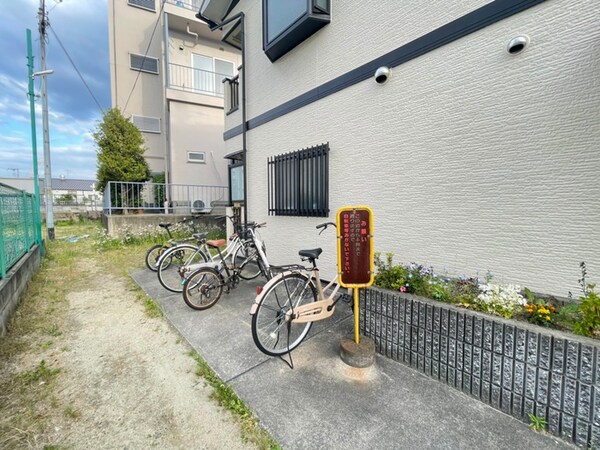 駐輪場