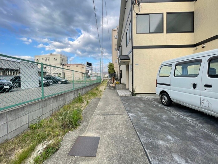 物件外観写真6　(周辺環境)