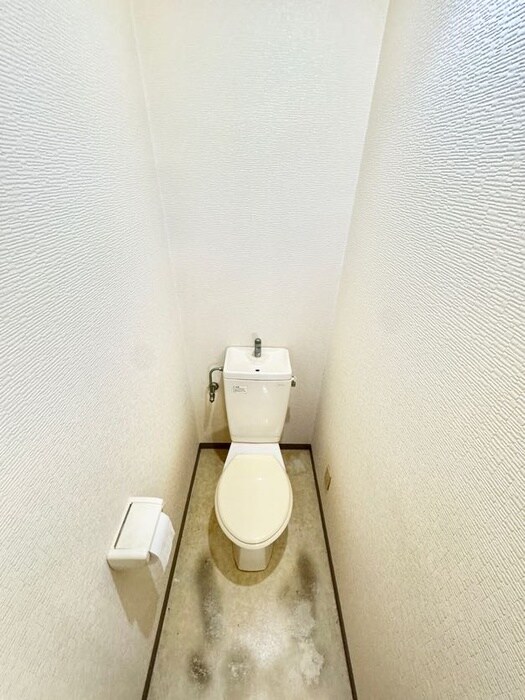 物件内観写真11　(トイレ)