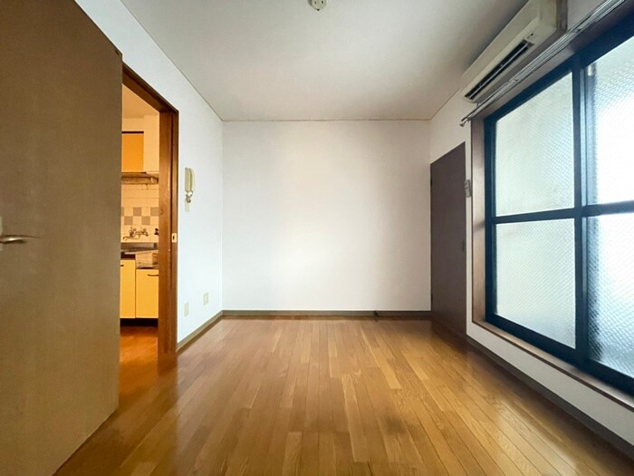 物件内観写真12　(居室)