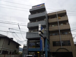オ－トウチダビル外観写真