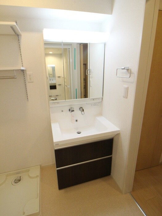 物件内観写真14　(洗面)