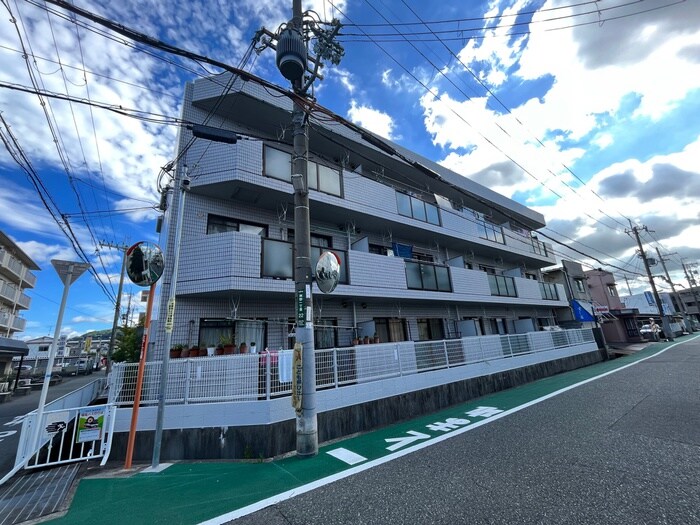 物件外観写真6　(建物設備)