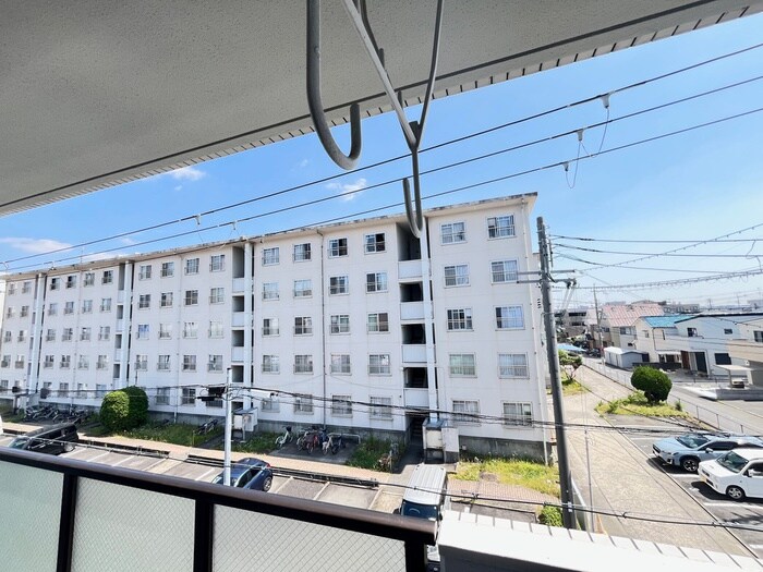 物件内観写真22　(室内からの展望)