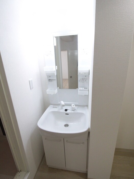 物件内観写真8　(洗面)