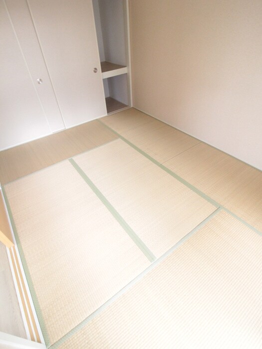 物件内観写真14　(居室)