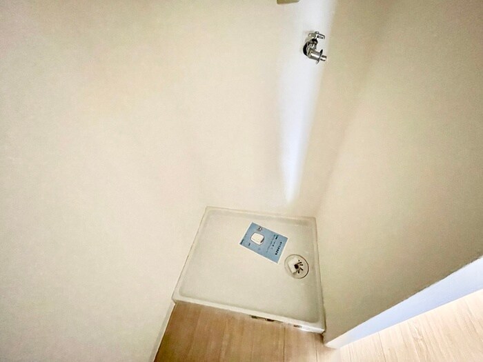 物件内観写真19　(洗濯機置場)