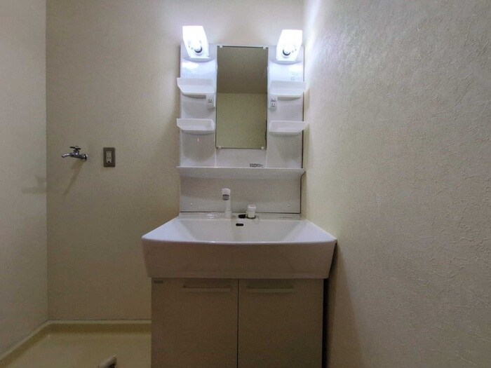 物件内観写真11　(洗面)