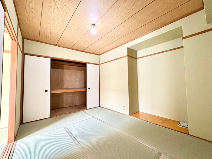 物件内観写真9　(居室)