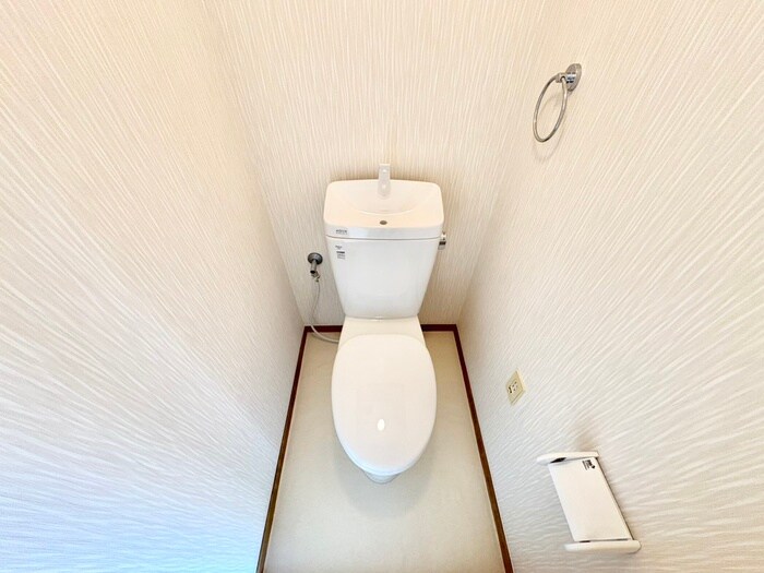 物件内観写真14　(トイレ)