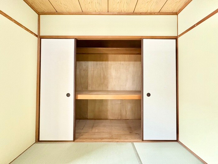 物件内観写真16　(収納)