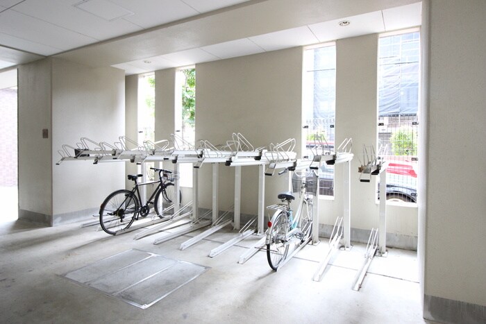 物件外観写真5　(駐輪場)