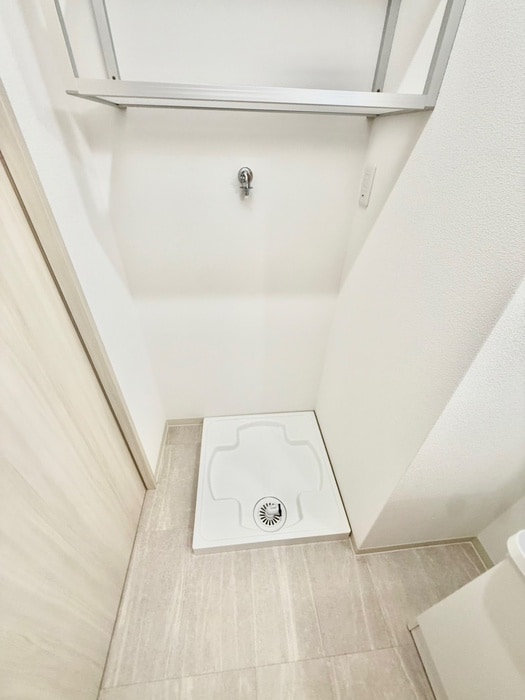 物件内観写真13　(洗濯機置場)