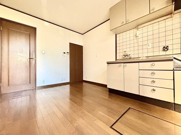 物件内観写真5　(居室)