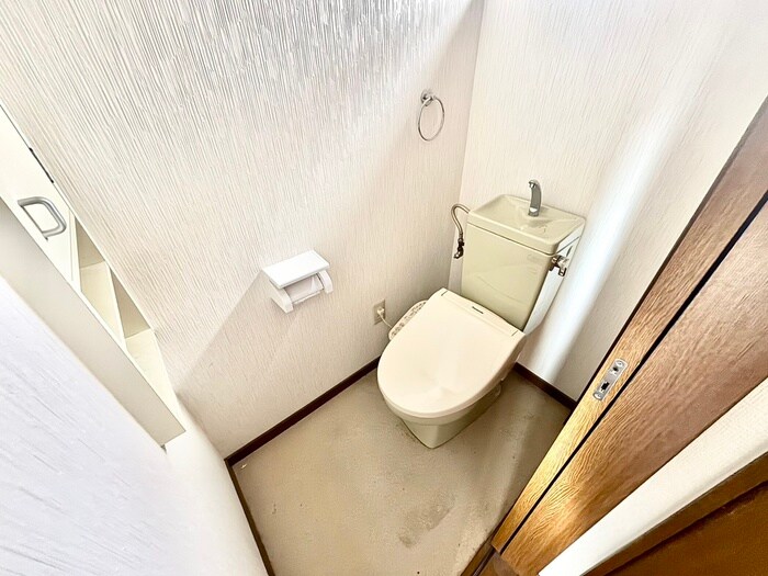物件内観写真15　(トイレ)