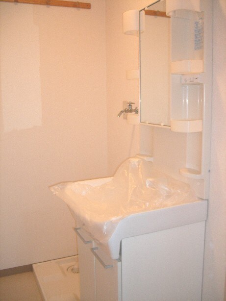 物件内観写真12　(洗面)