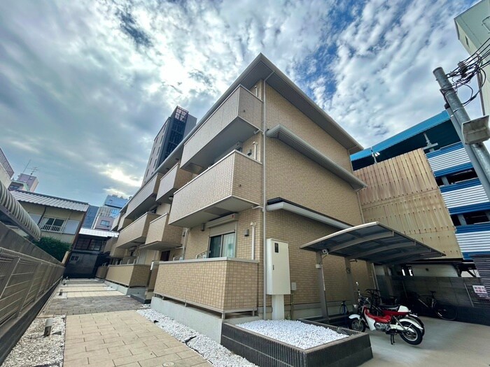 物件外観写真1　(外観写真)