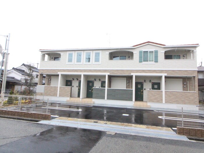 物件外観写真2　(外観写真)