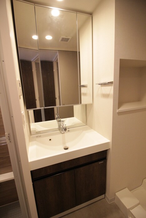 物件内観写真9　(洗面)