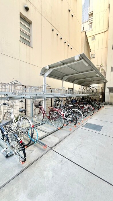 物件外観写真5　(駐輪場)