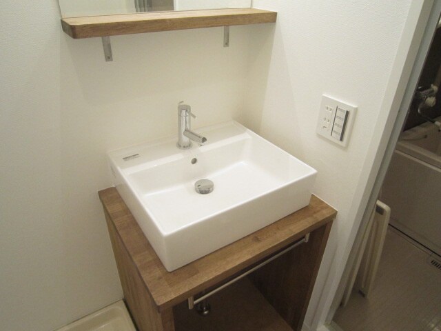 物件内観写真8　(洗面)