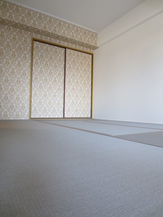 物件内観写真18　(居室)