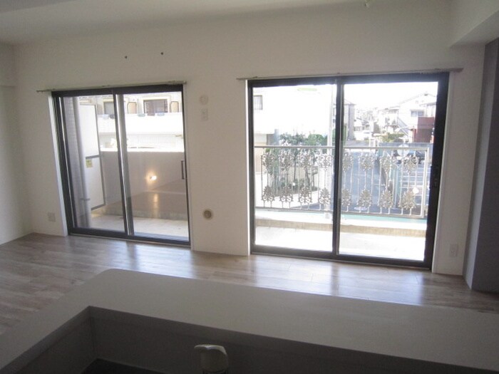 物件内観写真21　(居室)