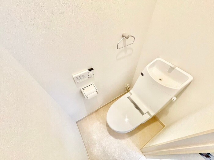 物件内観写真15　(トイレ)